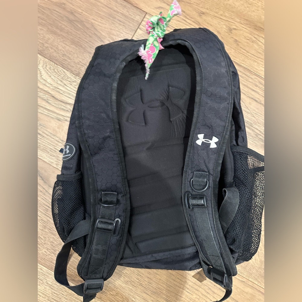 Under Armour backpack - Picture 3 of 6